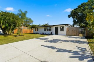 152 TANAGER ROAD, Venice, FL 34293
