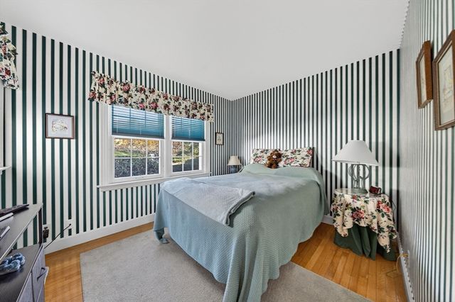 76 Ship Yard Lane, Dartmouth, MA 02748