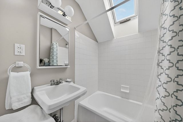 76 Ship Yard Lane, Dartmouth, MA 02748