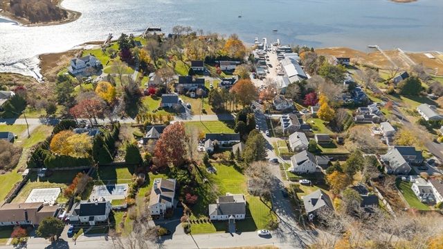 76 Ship Yard Lane, Dartmouth, MA 02748