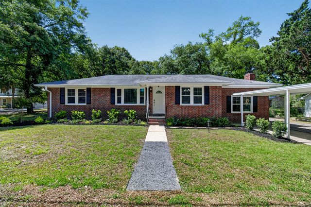 211 6th Avenue, Mount Pleasant, SC 29464