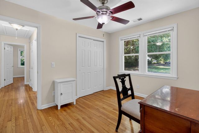 211 6th Avenue, Mount Pleasant, SC 29464