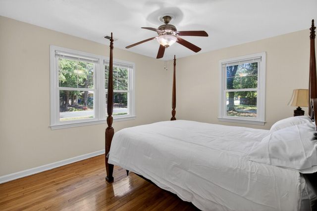 211 6th Avenue, Mount Pleasant, SC 29464
