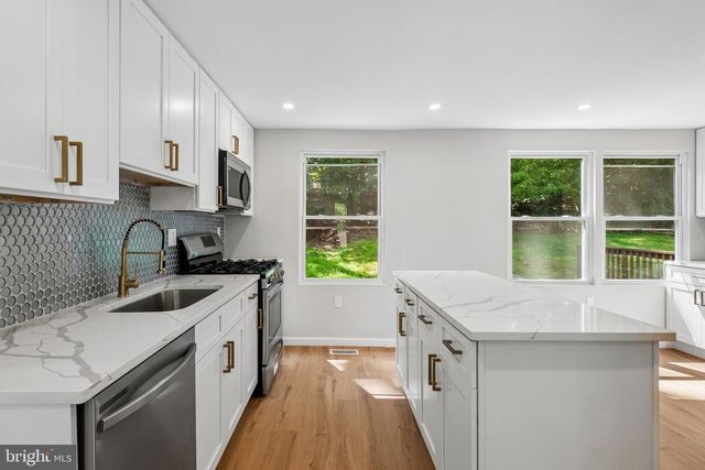 12930 ASBURY DR, Fort Washington, MD 20744