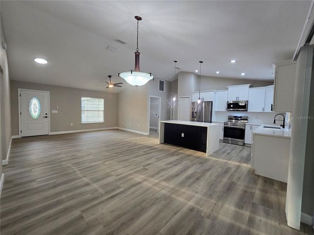 203 EMERALD ROAD, Ocala, FL 34472