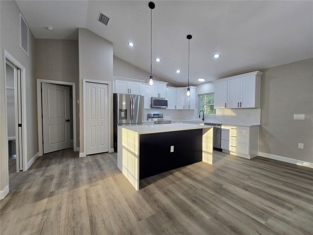 203 EMERALD ROAD, Ocala, FL 34472