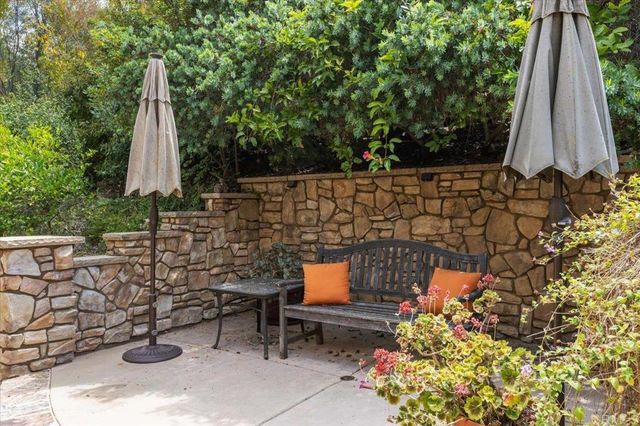 3173 Willow Tree Ln, Escondido, CA 92027