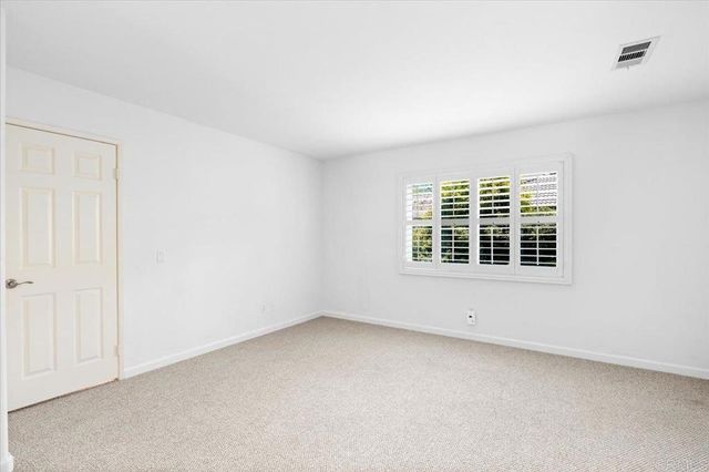 3173 Willow Tree Ln, Escondido, CA 92027