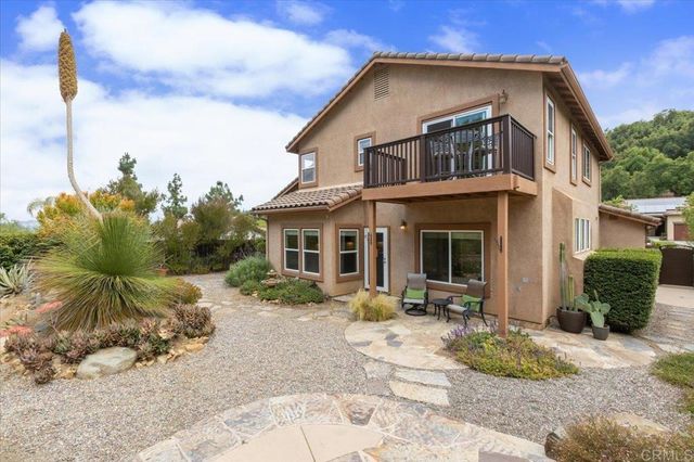 3173 Willow Tree Ln, Escondido, CA 92027