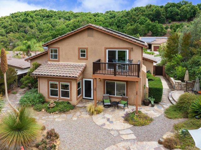 3173 Willow Tree Ln, Escondido, CA 92027