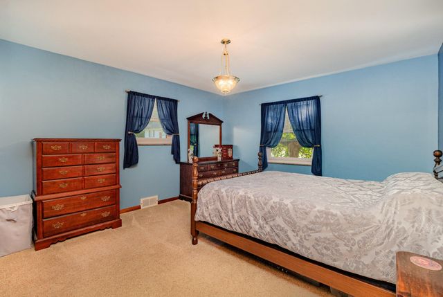 1660 Amsterdam Road, Fort Wright, KY 41011