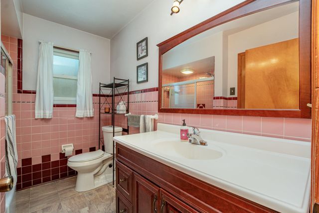 1660 Amsterdam Road, Fort Wright, KY 41011