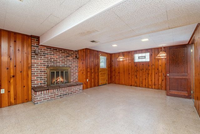 1660 Amsterdam Road, Fort Wright, KY 41011