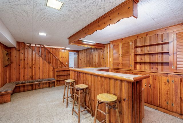 1660 Amsterdam Road, Fort Wright, KY 41011