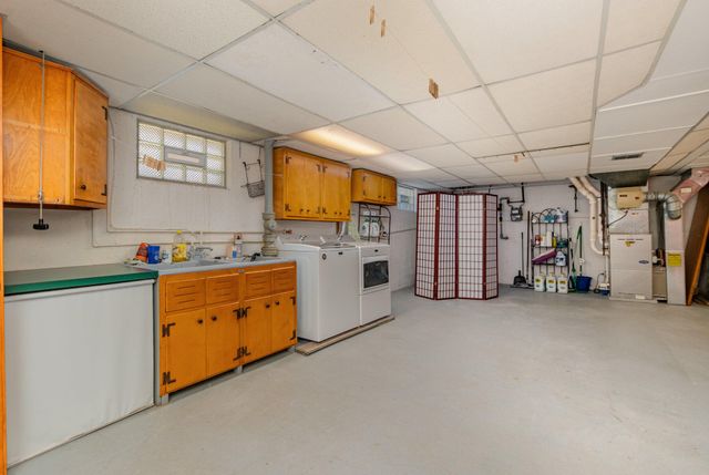 1660 Amsterdam Road, Fort Wright, KY 41011