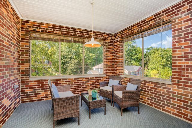 1660 Amsterdam Road, Fort Wright, KY 41011