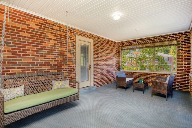 1660 Amsterdam Road, Fort Wright, KY 41011