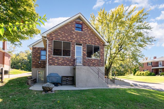 1660 Amsterdam Road, Fort Wright, KY 41011