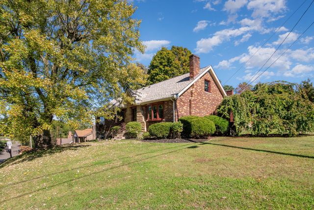 1660 Amsterdam Road, Fort Wright, KY 41011