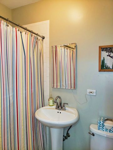 1925 Grove Avenue 211, Berwyn, IL 60402