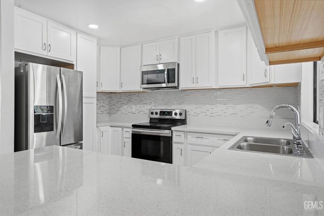 3417 Alum Avenue, Bakersfield, CA 93309