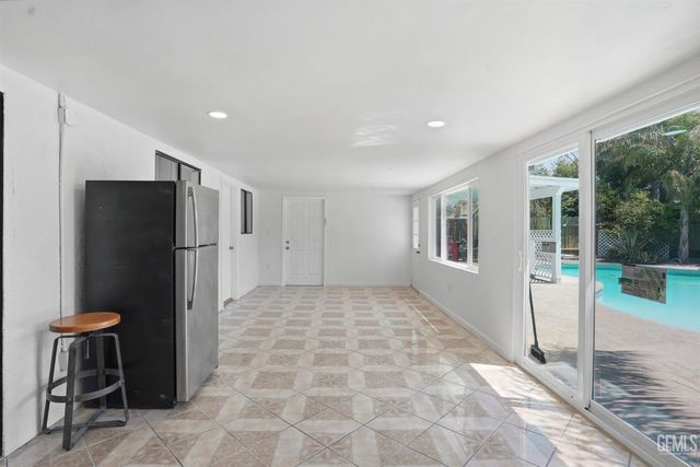 3417 Alum Avenue, Bakersfield, CA 93309