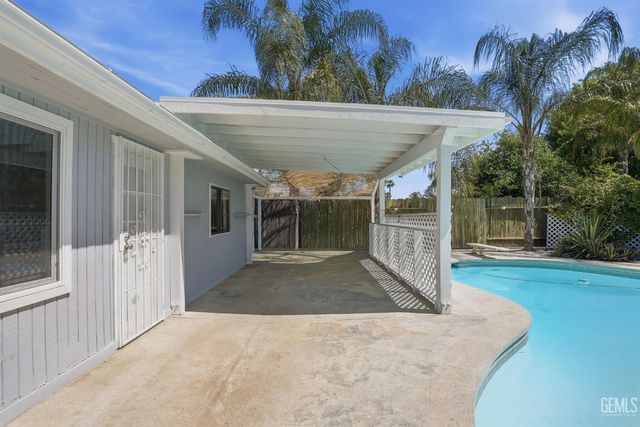 3417 Alum Avenue, Bakersfield, CA 93309