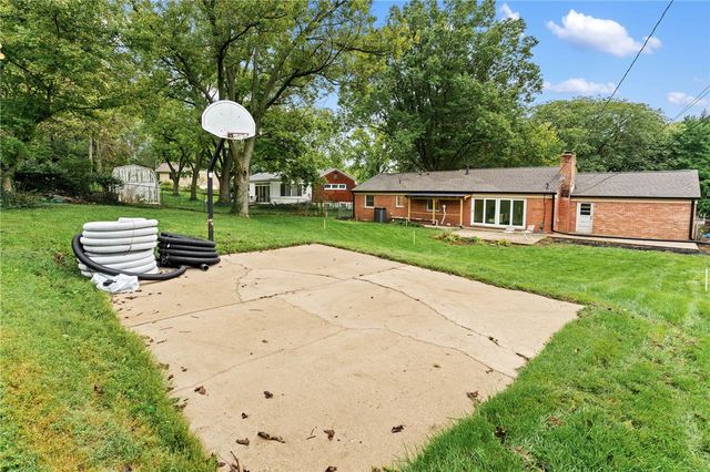 617 Laurelann Drive, Dayton, OH 45429