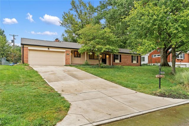 617 Laurelann Drive, Dayton, OH 45429