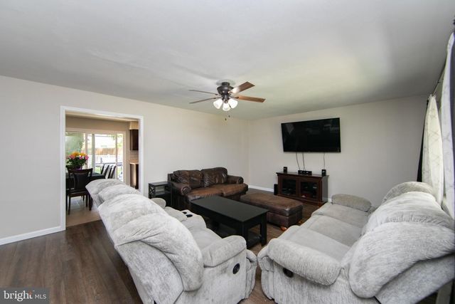 19 ENTER TURN, Willingboro, NJ 08046