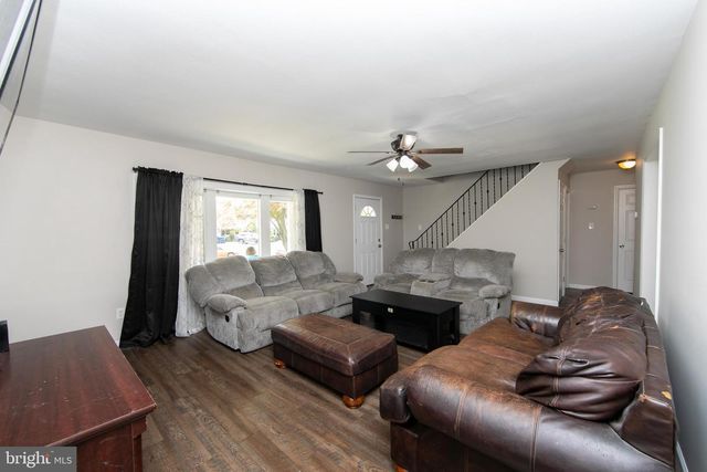 19 ENTER TURN, Willingboro, NJ 08046