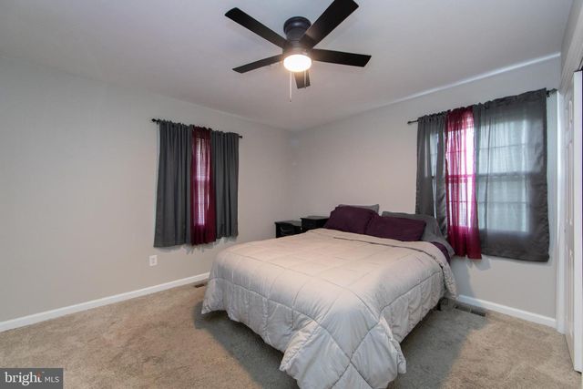 19 ENTER TURN, Willingboro, NJ 08046
