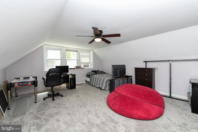 19 ENTER TURN, Willingboro, NJ 08046