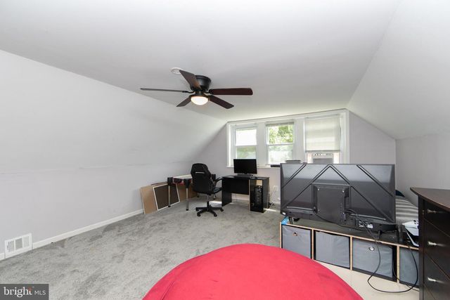 19 ENTER TURN, Willingboro, NJ 08046