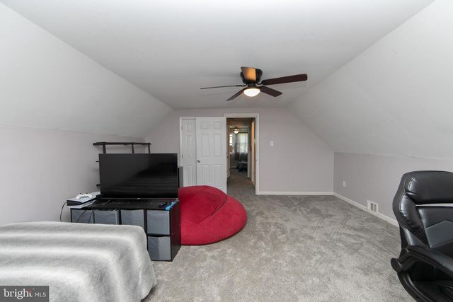 19 ENTER TURN, Willingboro, NJ 08046