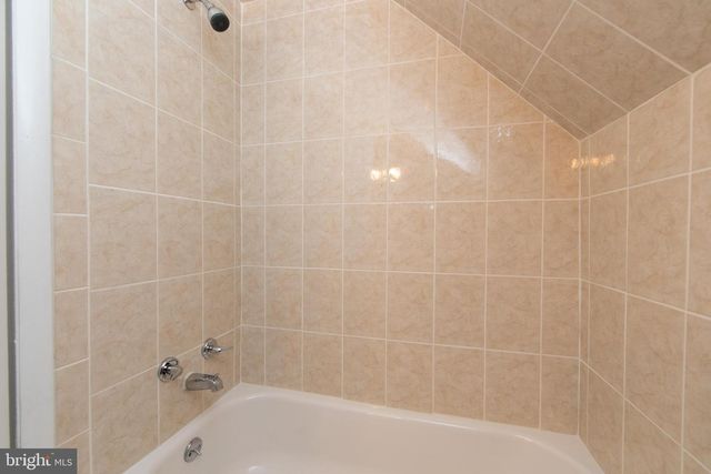 19 ENTER TURN, Willingboro, NJ 08046