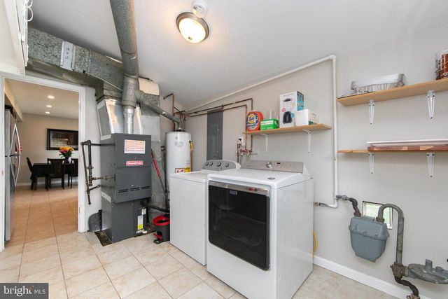 19 ENTER TURN, Willingboro, NJ 08046