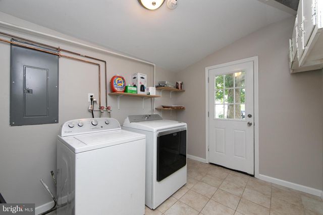 19 ENTER TURN, Willingboro, NJ 08046