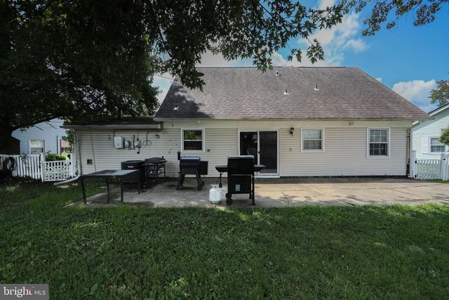 19 ENTER TURN, Willingboro, NJ 08046