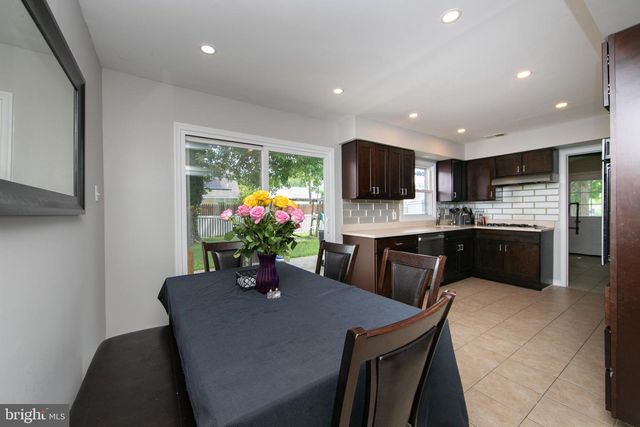 19 ENTER TURN, Willingboro, NJ 08046
