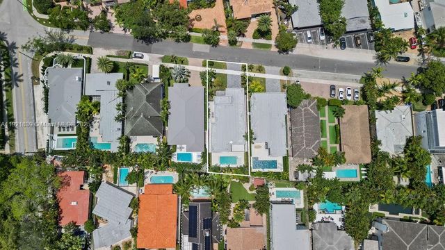 618 NE 17th Way, Fort Lauderdale, FL 33304