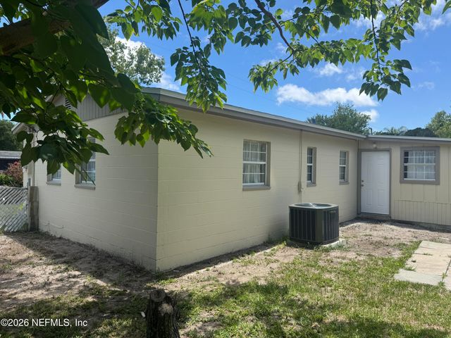 3554 BROCKWAY Road, Jacksonville, FL 32250