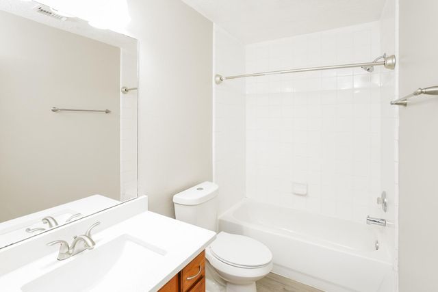 32034 Ashton Lane, Pinehurst, TX 77362