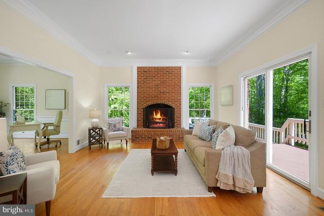 5722 GREENVIEW LN, Warrenton, VA 20187