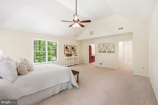 5722 GREENVIEW LN, Warrenton, VA 20187