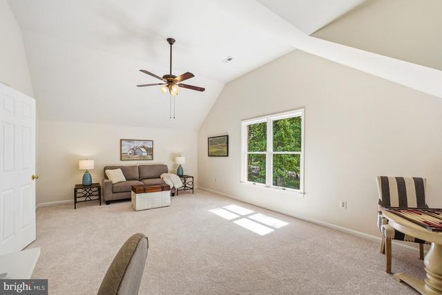 5722 GREENVIEW LN, Warrenton, VA 20187