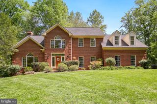 5722 GREENVIEW LN, Warrenton, VA 20187