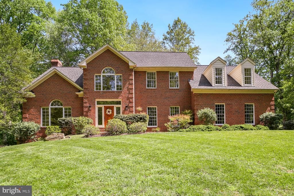 5722 GREENVIEW LN, Warrenton, VA 20187