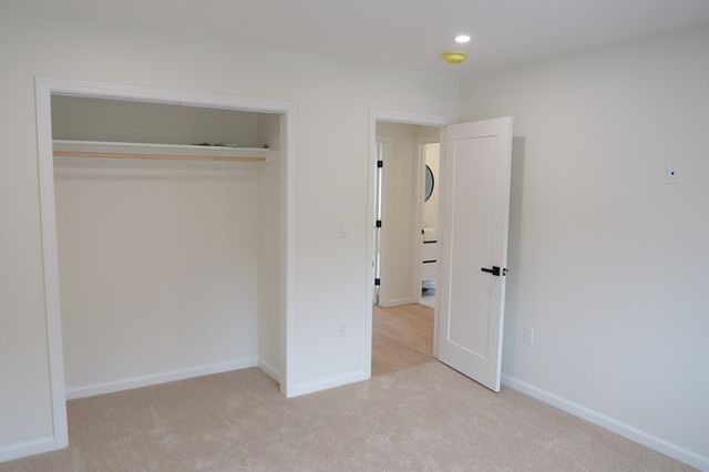 189 Electric A, Lunenburg, MA 01462