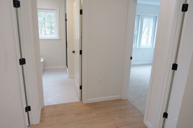 189 Electric A, Lunenburg, MA 01462